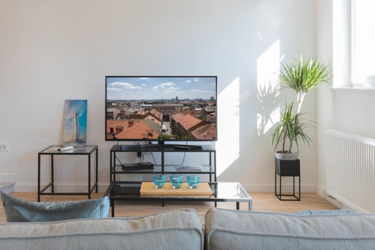 Design 2Bdr Apartment Near City Center Ζάγκρεμπ Εξωτερικό φωτογραφία